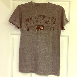 Gray, soft Flyers tee!